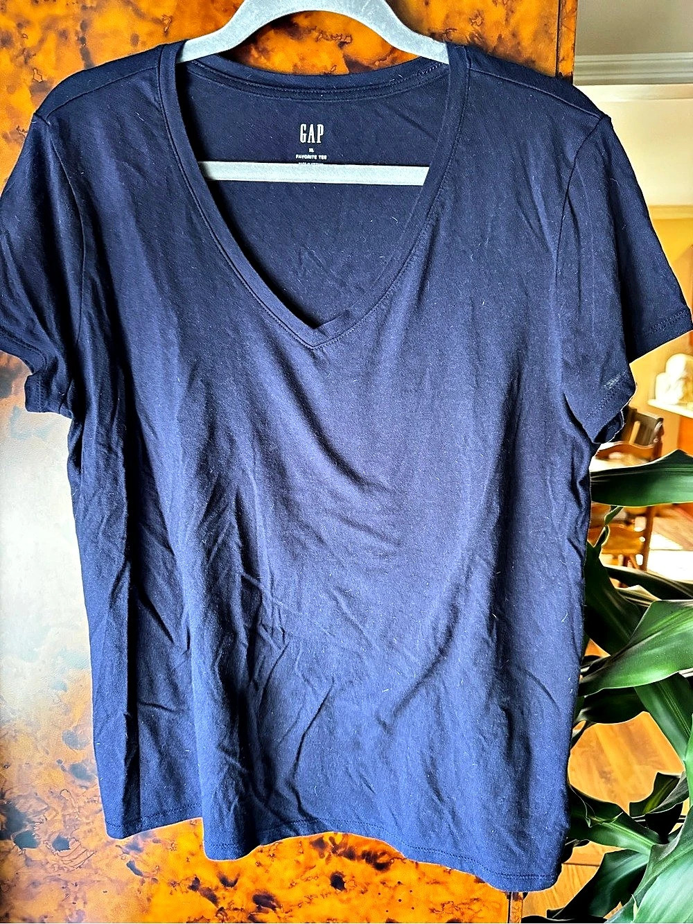 Gap Favorite Tee V-Neck Tee in Navy Blue Size XL